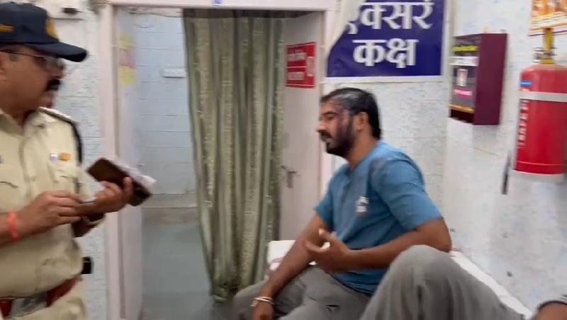 खेत के रास्ते को लेकर खूनी संघर्ष: