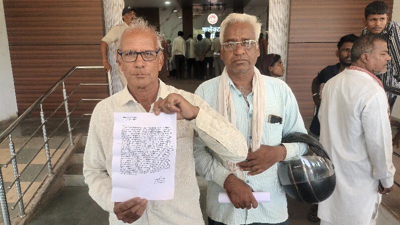 शासकीय नाले की बदहाली को लेकर वार्डवासी परेशान: