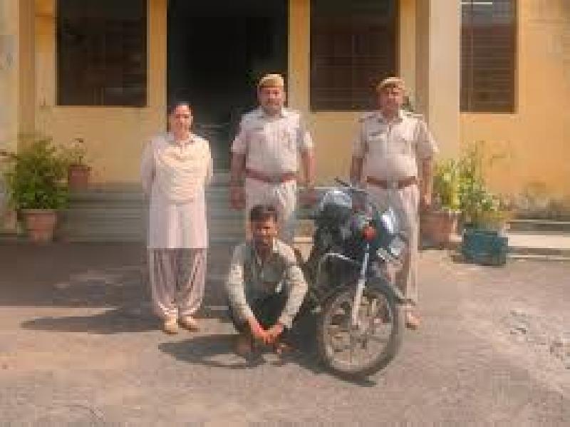 ब्राउन शुगर के साथ तस्कर गिरफ्तार: